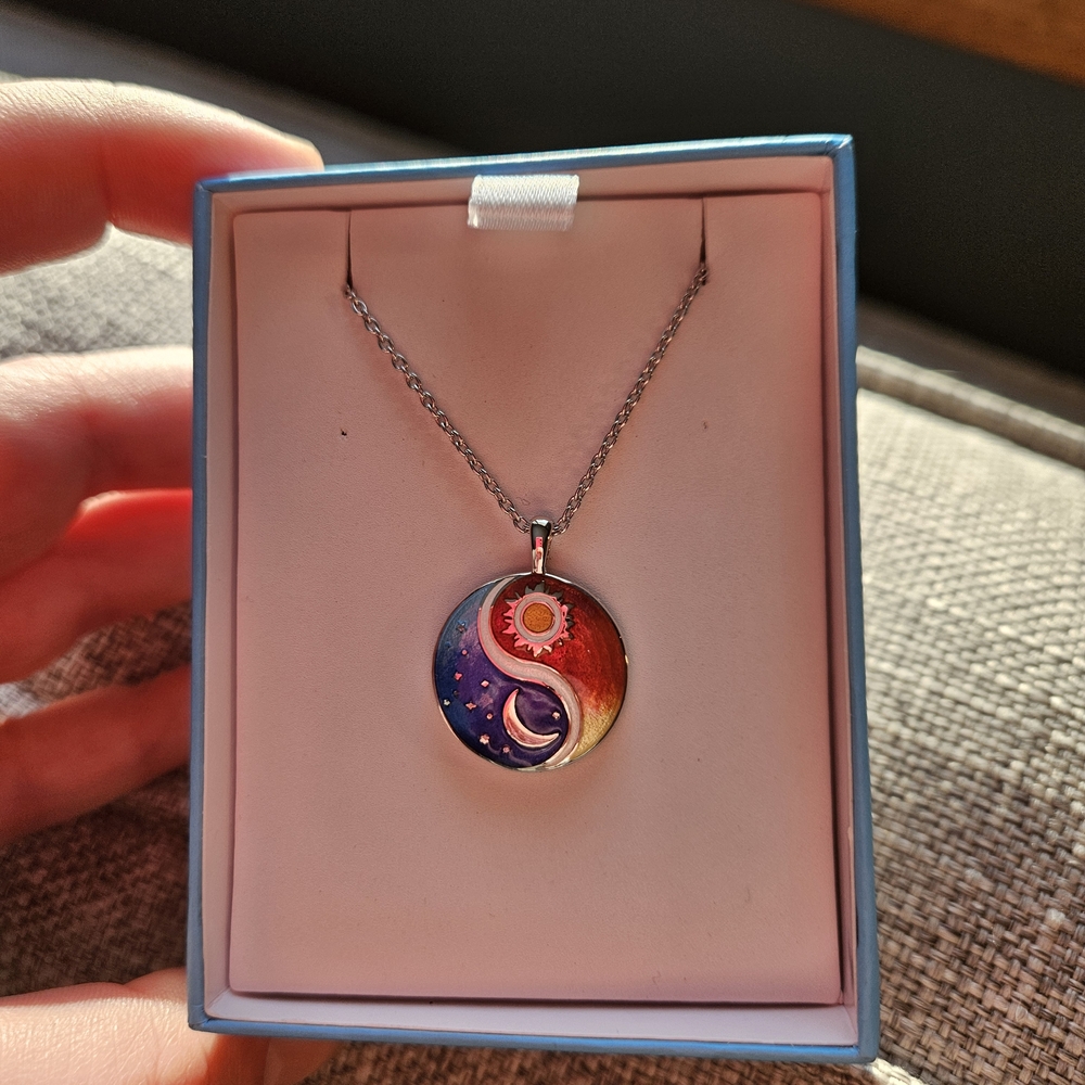Yin Yang Necklace - Blue and Brown - Picture 3 of 4